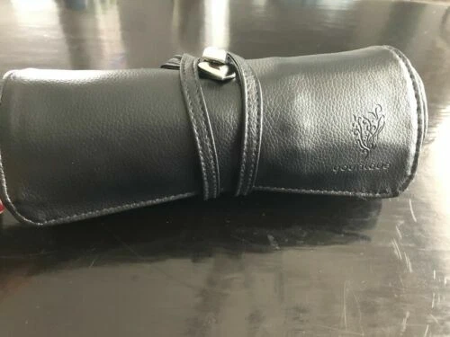 Rollos de cepillo del maquillaje de plástico negro