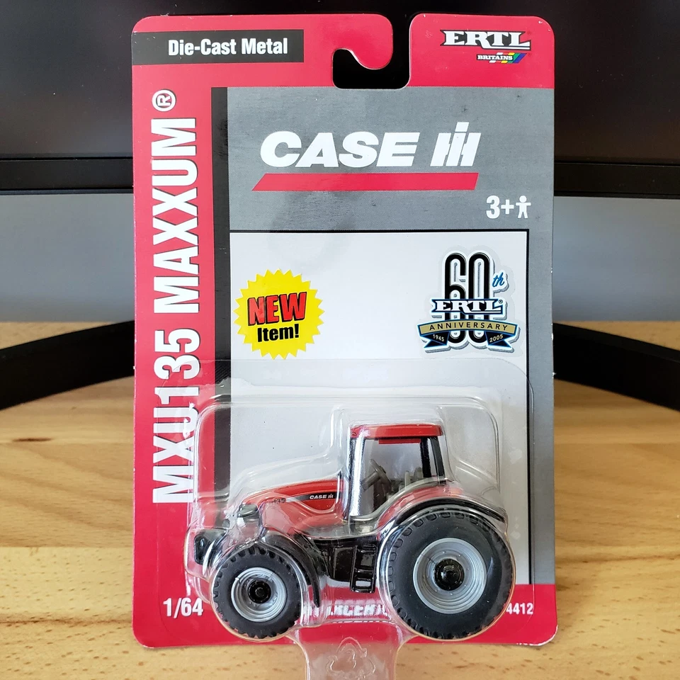 Ertl Case IH MXU135 Maxxum Tractor Diecast 1:64 - Image 2 of 4