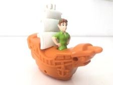Figurine collection PETER PAN Happy Meal McDonald's Disneyland bateau