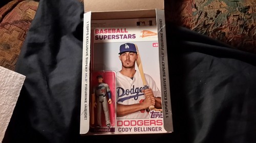 2020 TOPPS BIG LEAGUE SUPER7 MLB ACTION FIGURE #35 CODY BELLINGER LA DODGERS - Picture 3 of 6