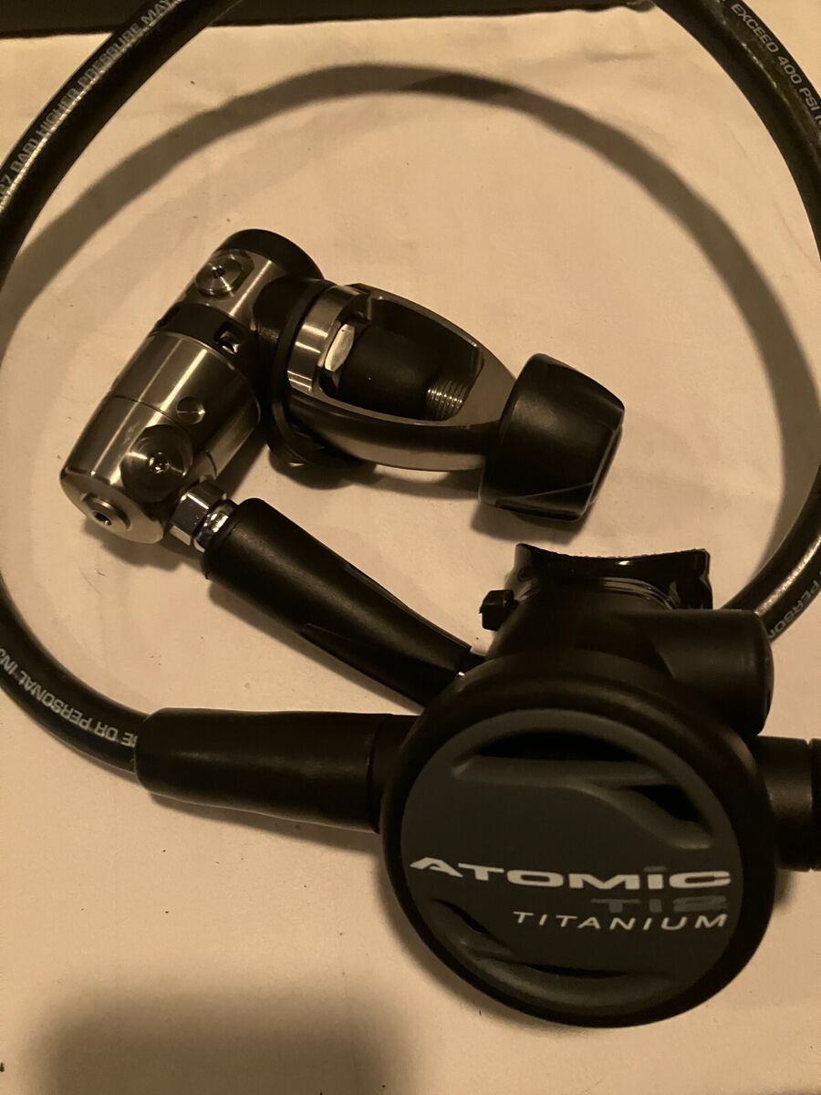Atomic Aquatics T1 Titanium Diving Regulator Atomic Aquatics T1 Titanium Diving Regulator