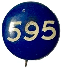 Hudson Motor Car Co Essex Coach 595 0.5" Tin Litho Pinback Button 1920s