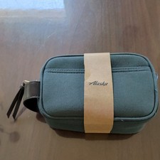 Filson x Alaska Airlines Toiletry/Accessories Kit Bag  Blue/Green Canvas sealed