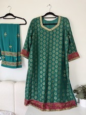 Pakistani Shalwar Kameez 3 Piece With Embriodery