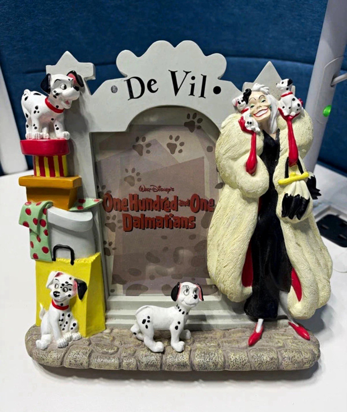 Disney 101 Dalmatians Cruella De Vil Photo Frame Contemporary (1968-Now)