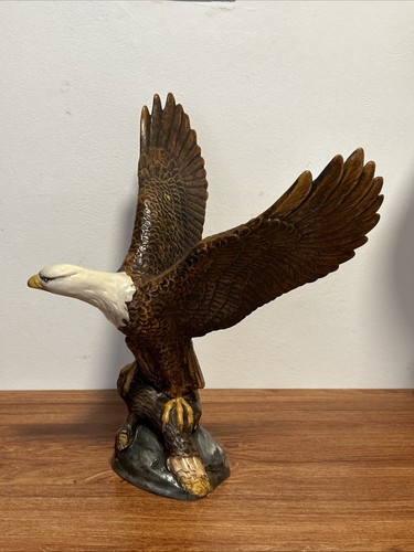 Amerikanischer Weißkopfseeadler fliegt Statue Holland Form 1977 Skulptur 13 in H - Bild 2 von 9
