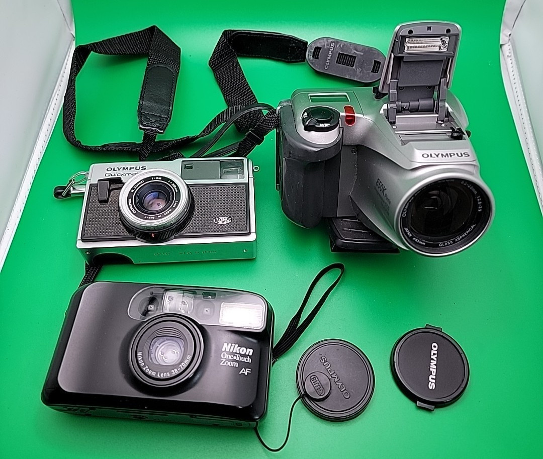 Olymus-Nikon  Digital/35 mm  Camera Lot Untested For Parts