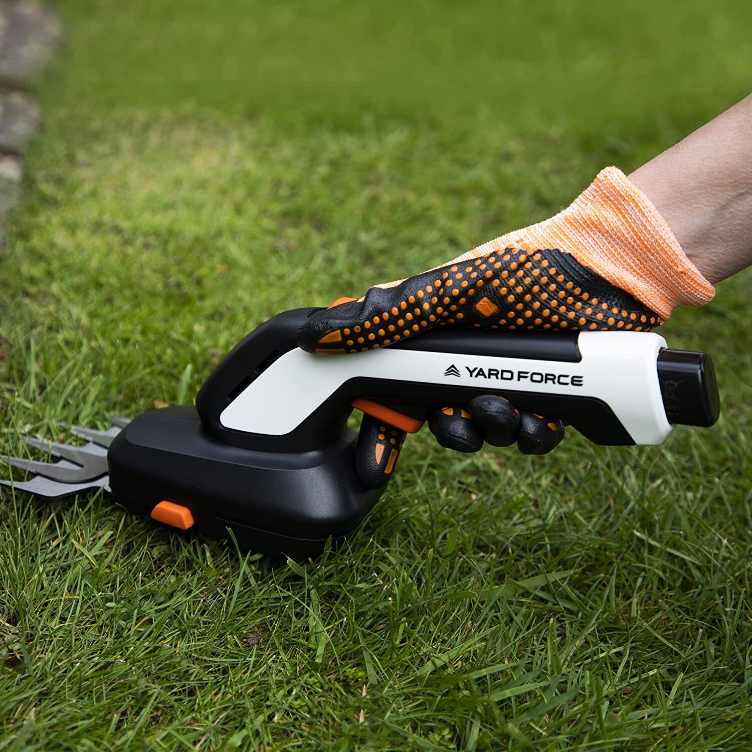 Yard Force Vita Hand Tool Set Cordless Grass / Hedge Shear, Pruner