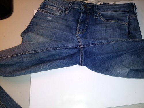 L.O.G.G Made by H&M Women's Distressed Denim Jeans Size 28~~ 31.5" Inseam - Picture 7 of 10