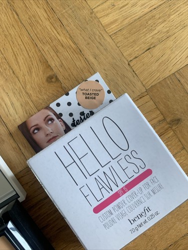 BENEFIT Hello Flawless TOASTED BEIGE Powder Foundation 7g SPF 15 - Bild 2 von 2