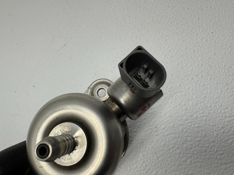 2009-2012 VOLKSWAGEN CC 2,0 Л ВЫСОКОГО ДАВЛЕНИЯ ТОПЛИВНЫЙ НАСОС OEM - Изображение 4 из 4