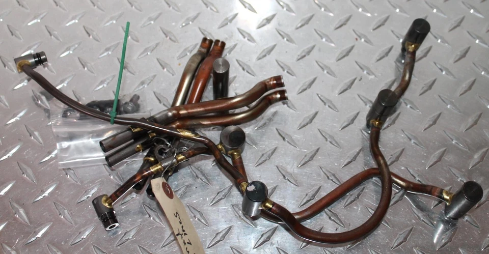 2003 KAWASAKI VULCAN 1500 MANGUEIRAS DE TUBOS DE LINHAS DE ÓLEO DO MOTOR - Imagem 2 de 3