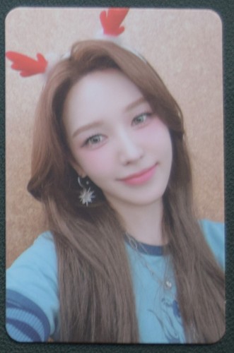 RED VELVET Pink Christmas 2024 Special Ed. Member Photocards Official Limited - Picture 2 of 9