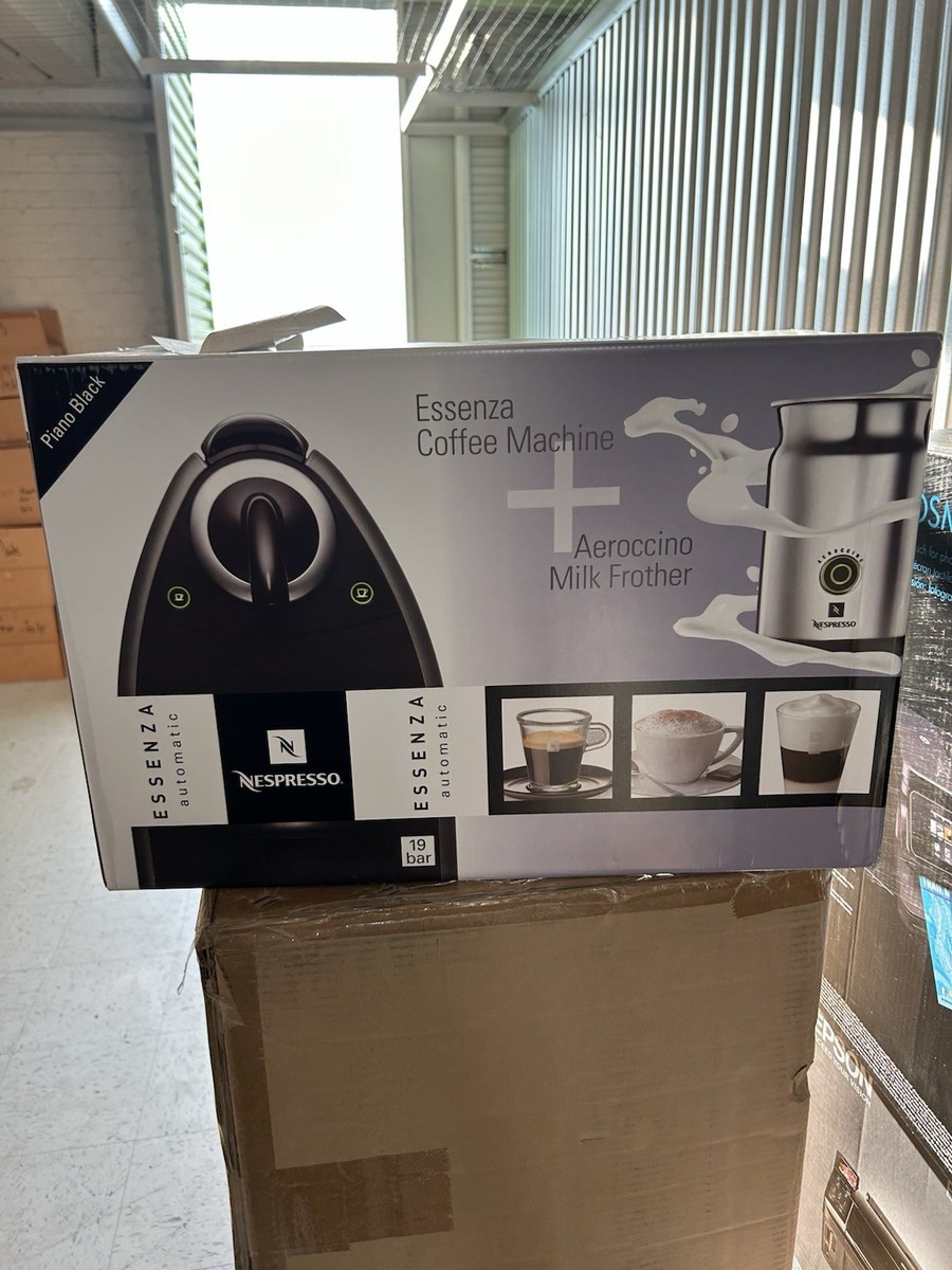 DeLonghi 612085-EN85BAE Essenza Mini Espresso Machine Black for