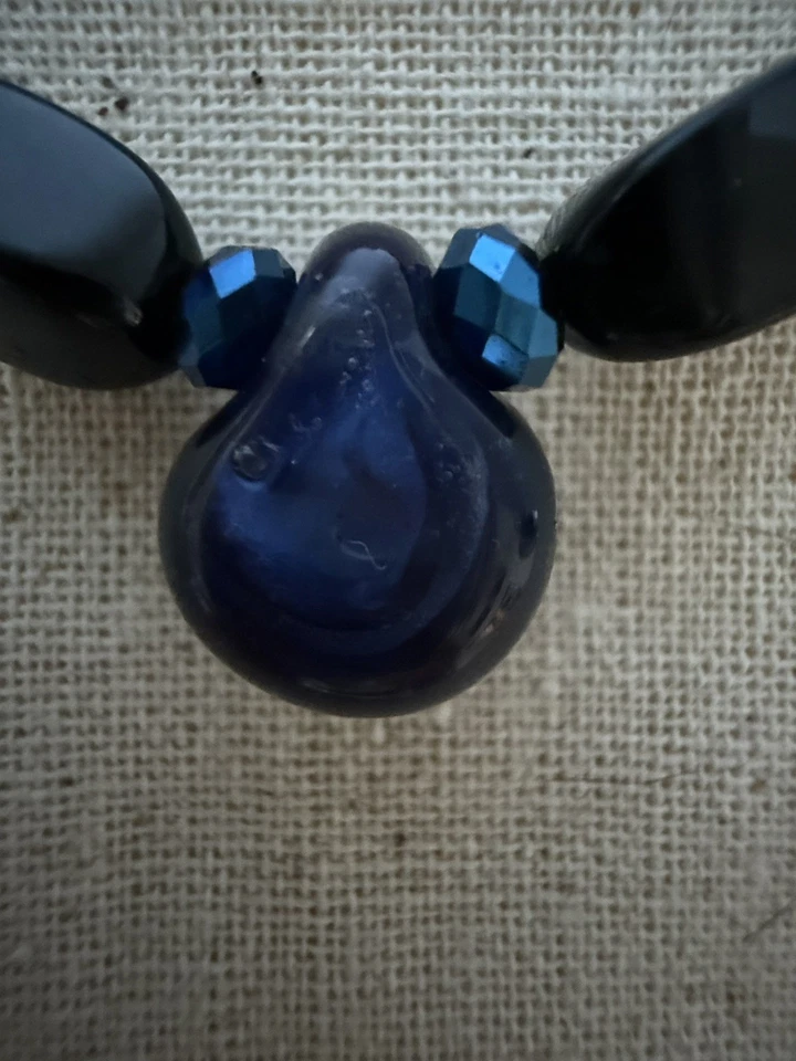 Collar Talismán Giorgio Tsoukalos Itty Bitty Antiguos Extraterrestres ÚNICO EN SU CLASE DIFÍCIL DE ENCONTRAR Raro Foto 4 de 4