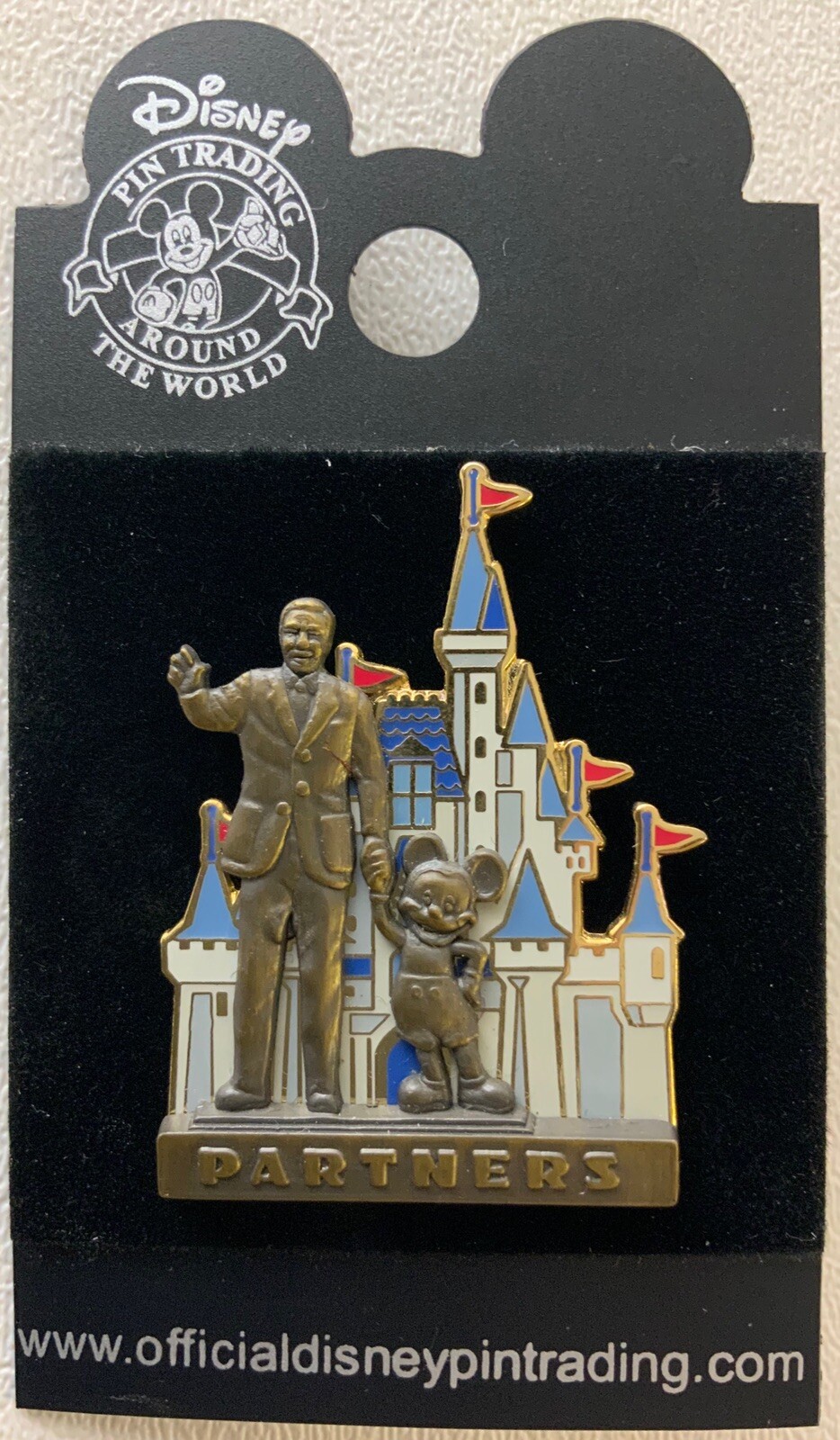 Disney Trading Pin Partners Statue Walt and Mickey Mouse Cinderella's Castle