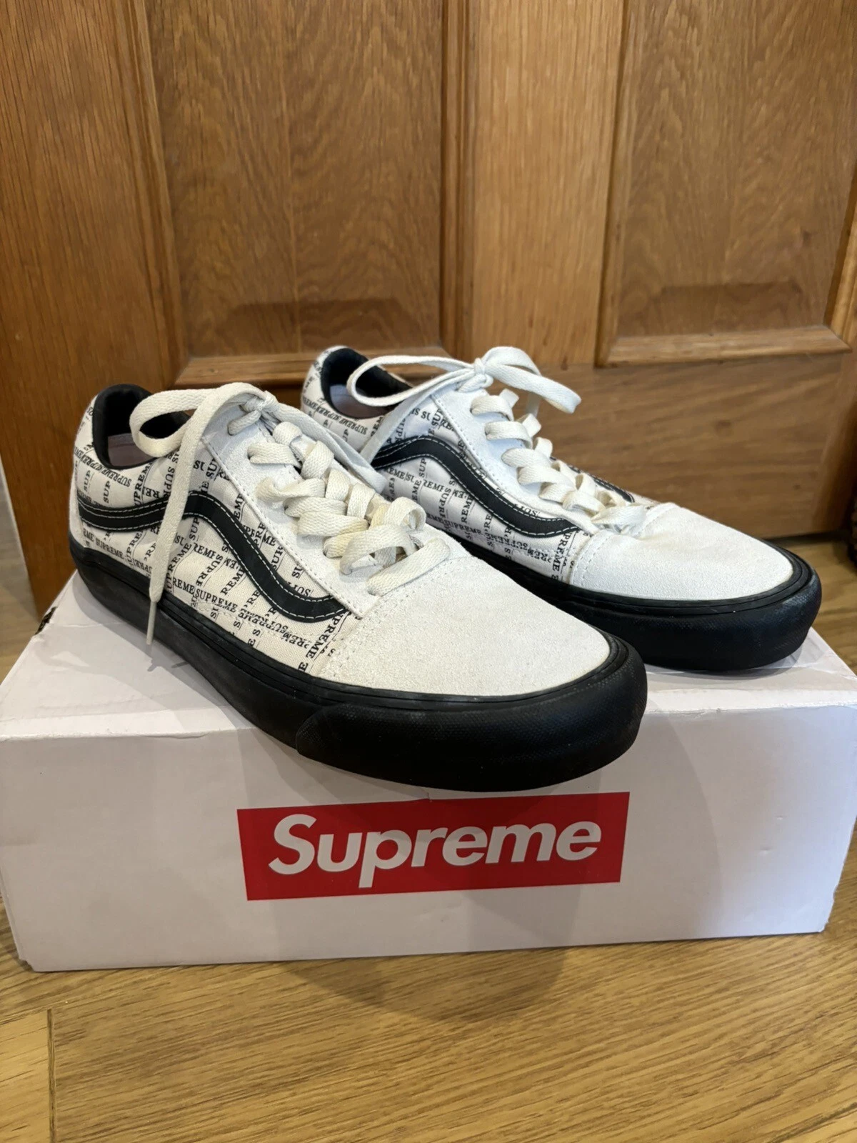 Baskets homme VANS X SUPREME Old Skool Pro blanc cassé UK 10,5 45 neuves dans leur boîte