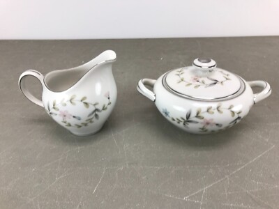 vintage Harmony House Linda Floral Pattern Fine China Cream & Covered Sugar Set