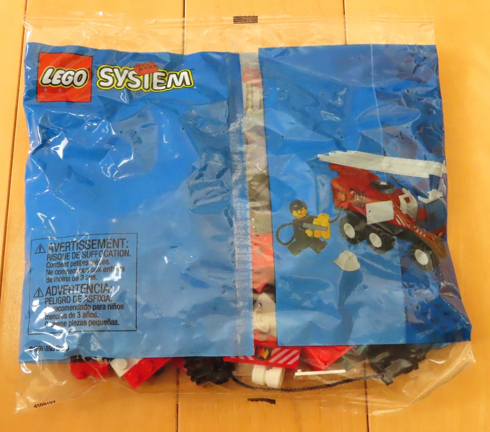 NISP VTG 1997 LEGO System 6554 Town FIRE BLAZE BRIGADE Fire Truck w Ladder - Image 2 of 3