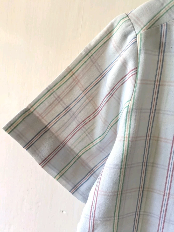 Boys BHS Vintage  Short Sleeve  Blue  Check  Shirt  height 128 cm 11.5 collar  - Image 3 of 4