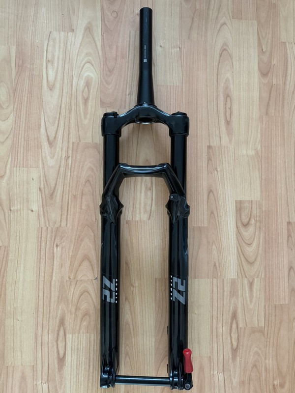 Marzocchi Bomber Z2 AIR Suspension Fork 29" 130mm RAIL Boost 15x110mm