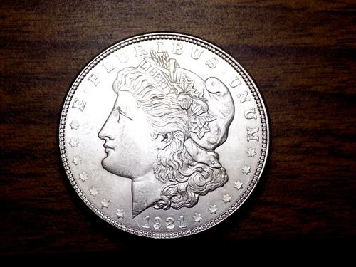 MORGAN SILVER DOLLAR 1921 D FROSTY UNC IN HARD CAPSULE NICE 90% DOLLAR