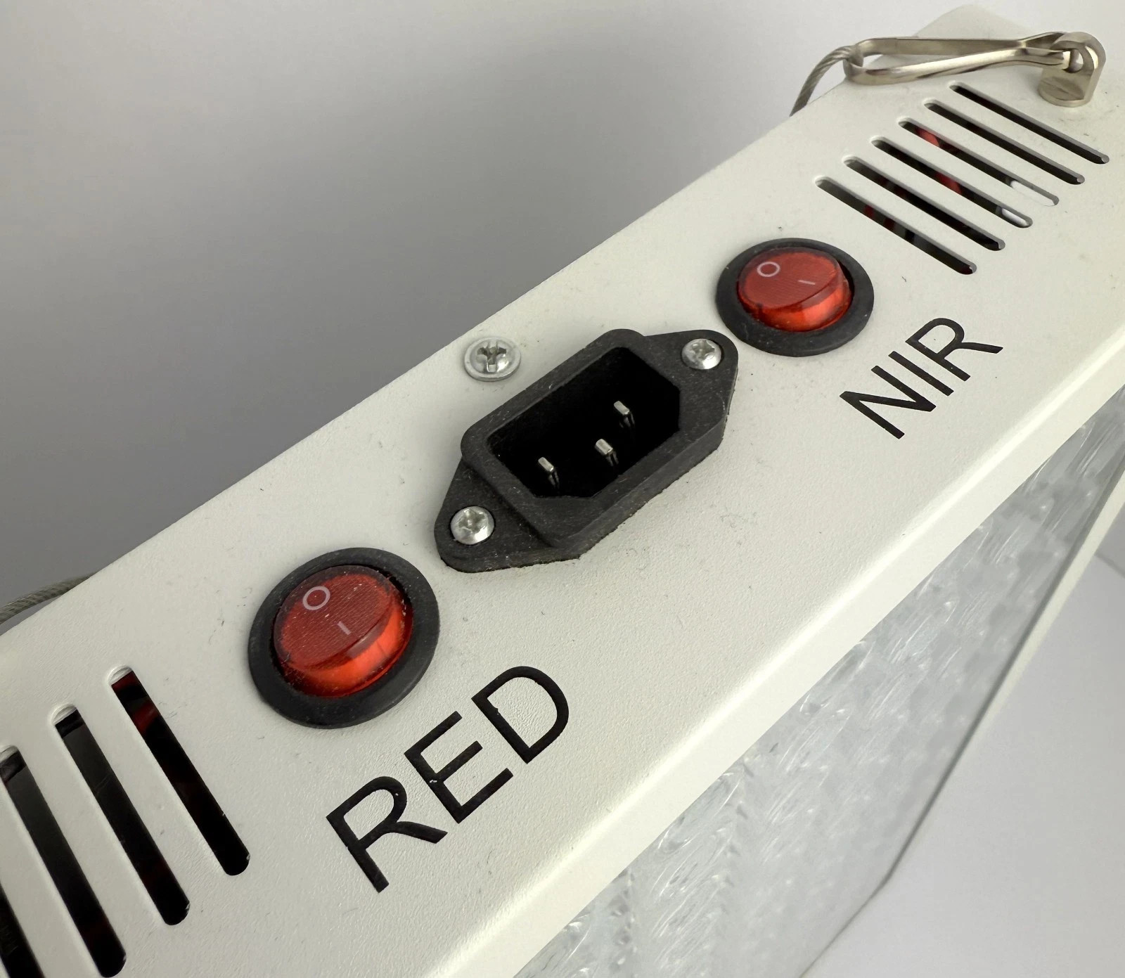 RedRush 360v2 Light Therapy Device Designed To Enhance Your Beauty And Wellness
