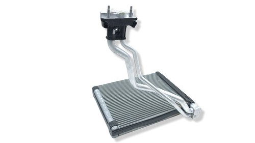 Tesla Model Y 2023 Klimaverdampfer Kondensator 2023 256kW AMD228626