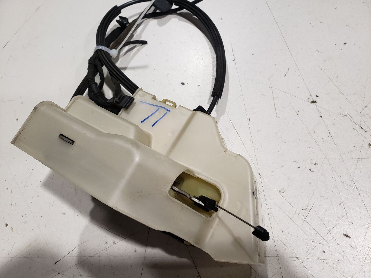 Bentley Continental Flying Spur 2006 Rear Left Door latch