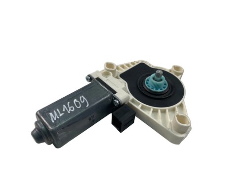 VW GOLF VII 5G1, BQ1, BE1, BE2 Fensterhebermotor vorne rechts 34204558