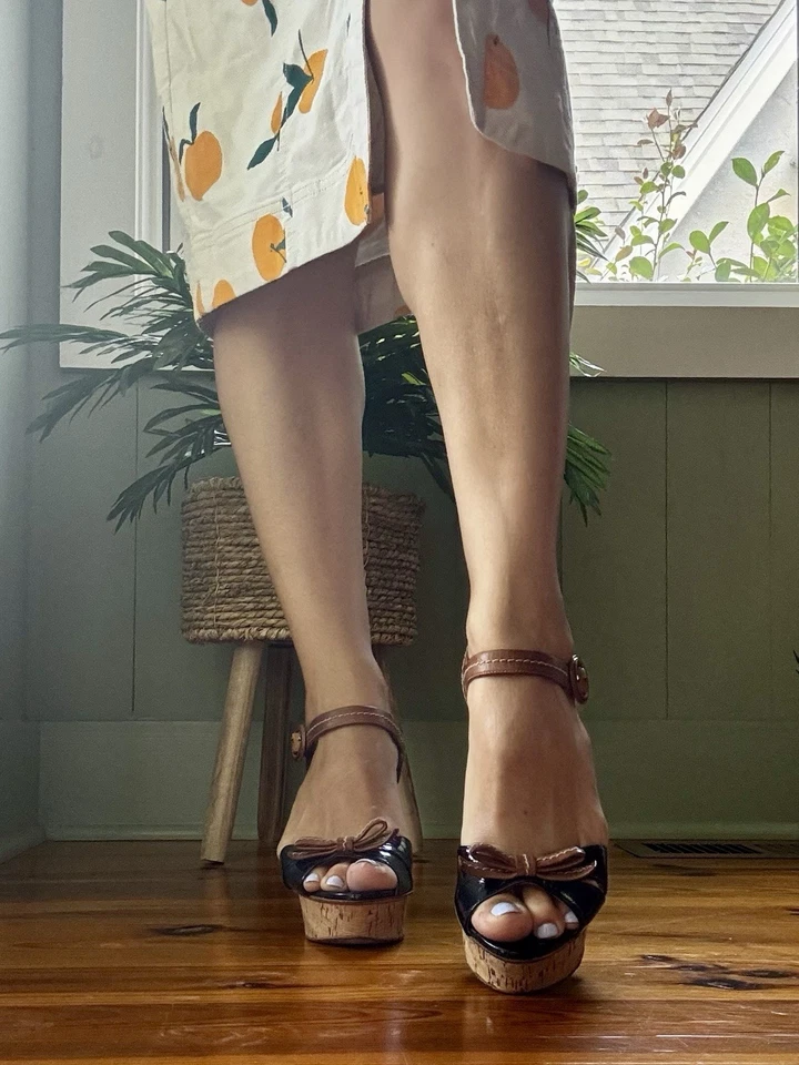 普拉达女式黑色棕色米色粗跟厚底高跟鞋欧盟 38.5 码 — 第 4/4 张图片