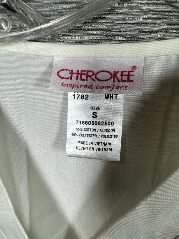 Nuevo con etiquetas Conjunto Exfoliante Cherokee Workwear Blanco Estilo 1782 y Missy Fit 4001 Talla Pequeña Foto 3 de 4