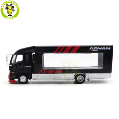 1/64 GCD Mitsubishi Fuso Fighter Mk2 2017 Outriggers Raised