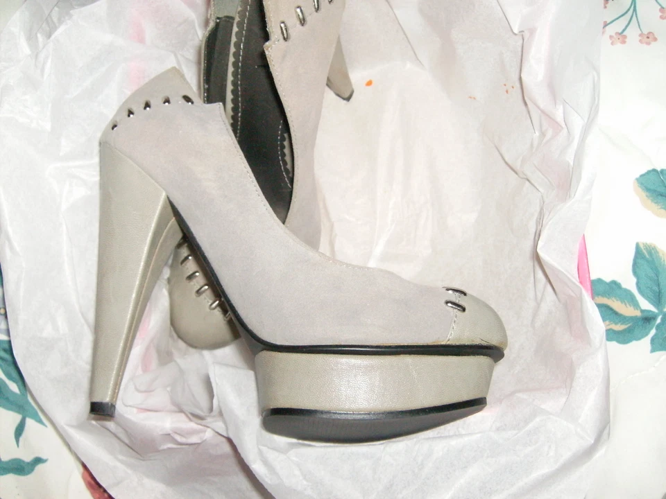 Nuevos Zapatos Jomax Gris Stilettos Mujer Talla 7.5 con Tacones 4.5  Foto 4 de 4