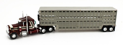 1:64 DCP 2024 NFTM *RED* Peterbilt 359 Flattop & Vintage Wilson Livestock NIB - Picture 2 of 8