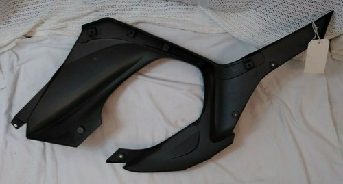 NEW BMW R1200RT Right Hand Engine Spoiler / 46637691228 / Primed - Picture 6 of 8
