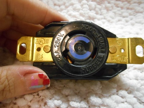 5 NEW HUBBELL Twist-Lock Plug Outlets Receptacles 20A 250v  OSR2 - Picture 1 of 5