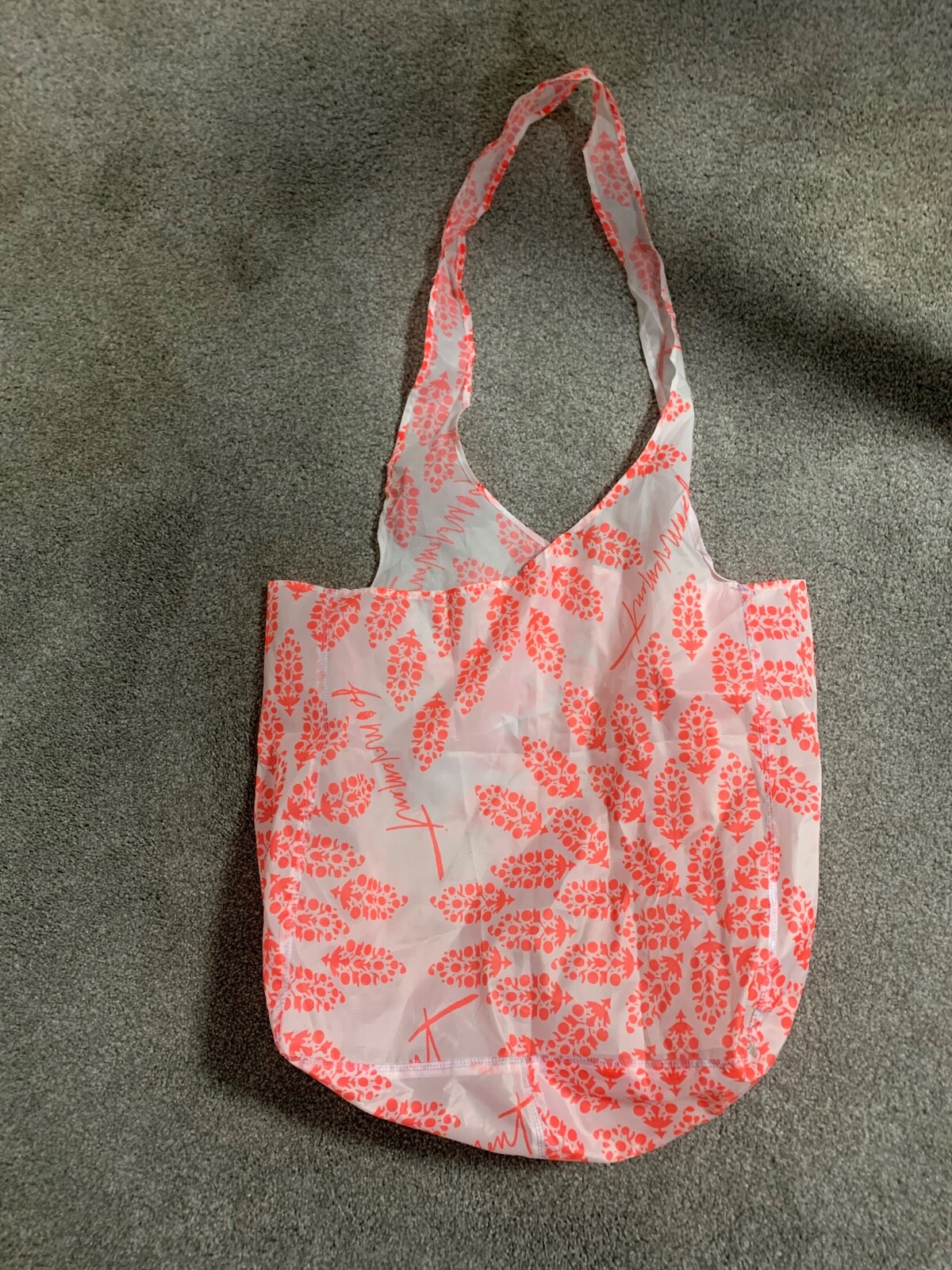 Picture 1 of 24