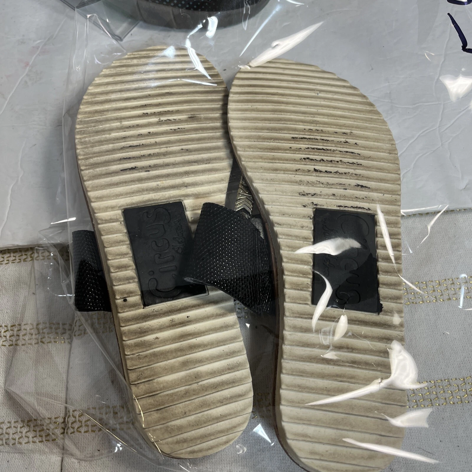 ::: Circus by Sam Edelman Leather Thong Sandals 6