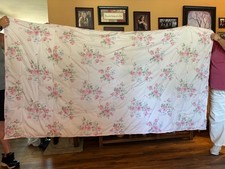 Quilt hand made with ties and rose design pink and white