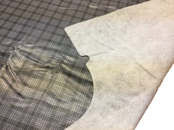 Alfombrilla de vinilo para maletero Chrysler 300 y Newport 1963-1964 forro polar gris a cuadros Foto 2 de 2