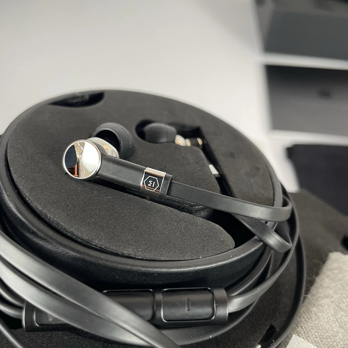 25+ Master & Dynamic Headphones for sale | Updated Oct 2026