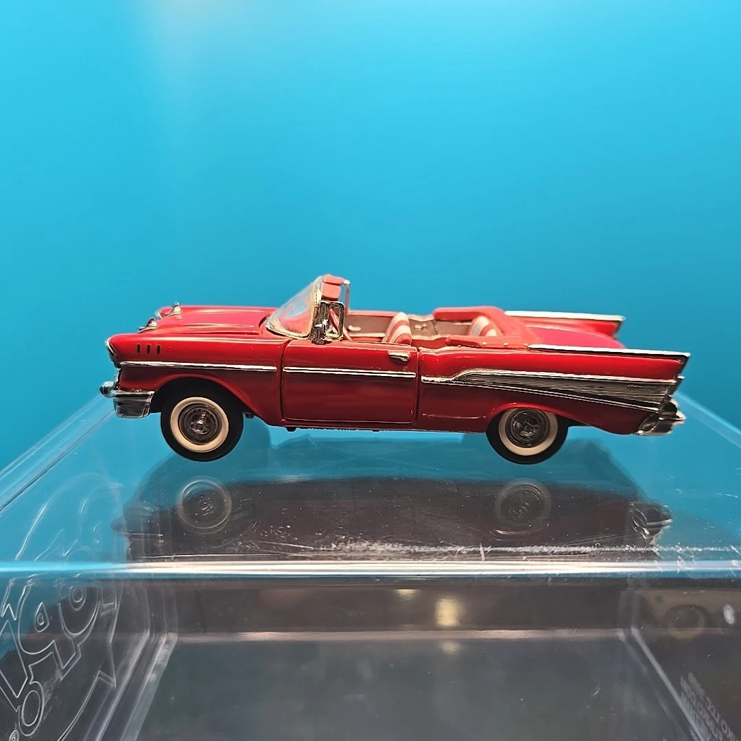 Franklin Mint 1/24 Chevy Bel Air 1957 Sport Coupe Rouge - Modèle Réduit Diecast