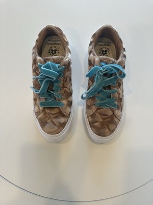 Converse One Star Golf Le Fleur sneakers Quilted Velvet Brown Sugar colorway.