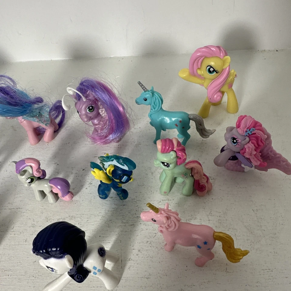 Lote de 18 mini figuras de My Little Pony Hasbro FiM Foto 3 de 4