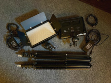 LS Photography LED Photo Light Kit w/ 25"-7' Stands