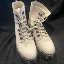 Dr Martens 1460 Size 7 Women  s Lace Up Boot  Leona  Air Walk Pull Tab Beige