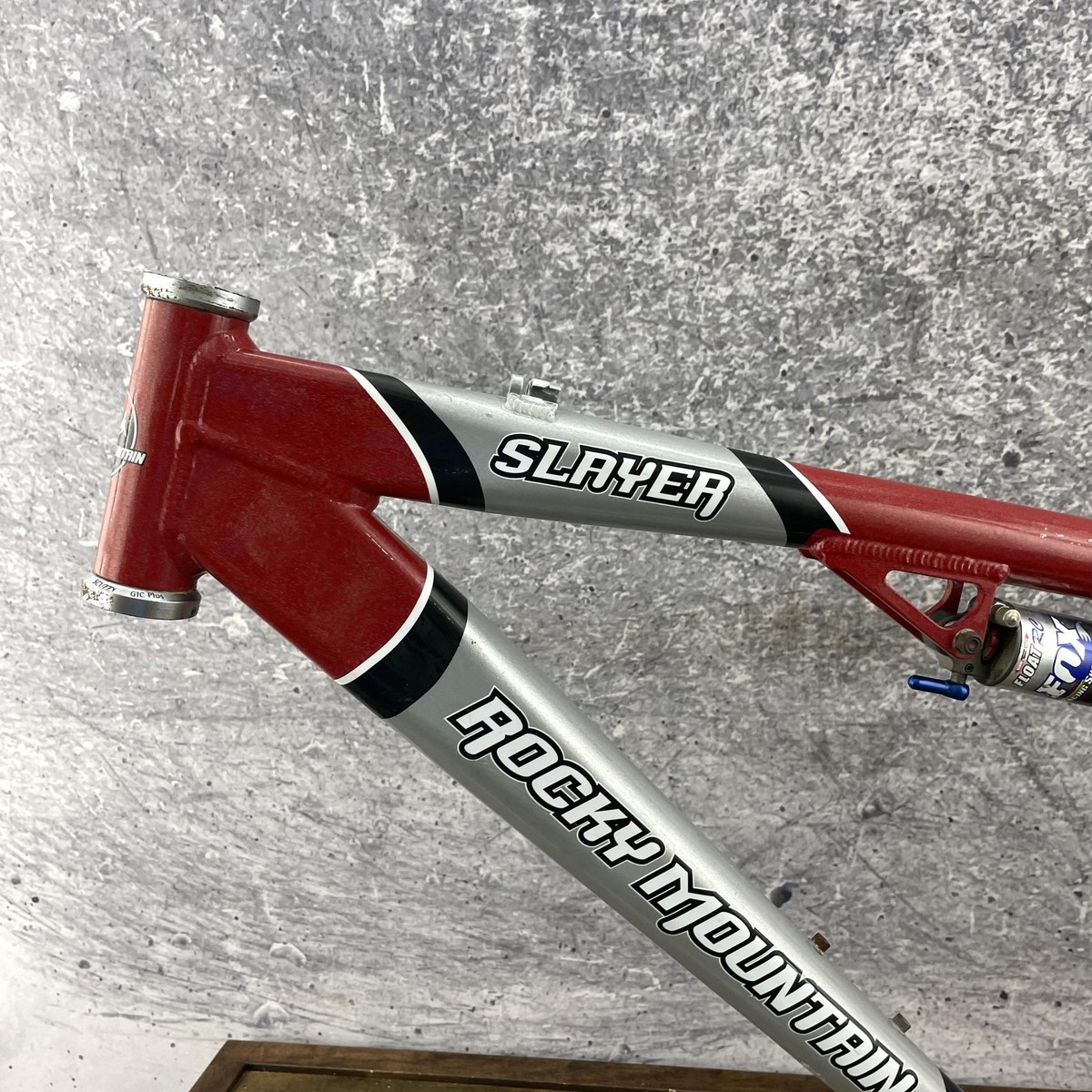 Vintage Rocky Mountain Slayer Bike Frame 18