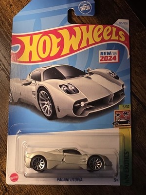 Hot Wheels HW Exotics 5/10 Pagani Utopia 205/250 New For 2024 White