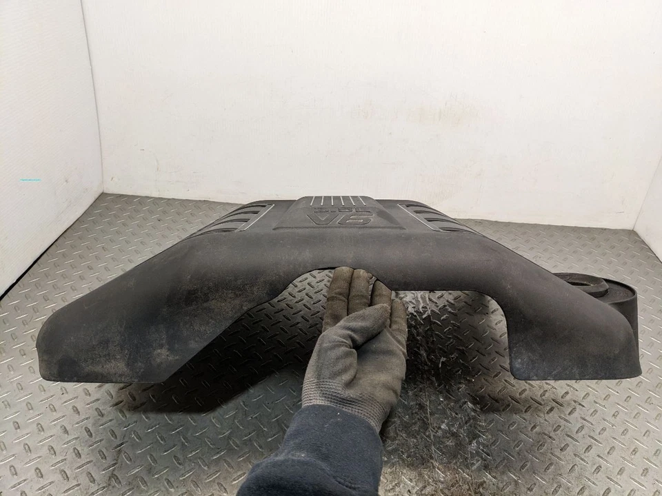 Cubierta superior del motor Ford Expedition y F150 2015-16 3,5 EcoBoost DL3E-6A949-117 Foto 2 de 4